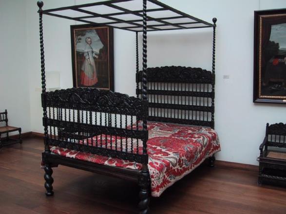 Furniture types From the 13 th century Beds started having canopy