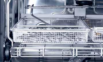 6 DIN mesh trays, 48 GYN speculae) Rear basket docking system The relocation of the docking system for upper and lower baskets and load carriers to the rear of the chamber guarantees a more
