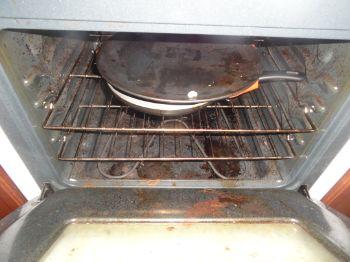 8. Sinks The oven was not tested at the time of the inspection due to the unit being filled with homeowners