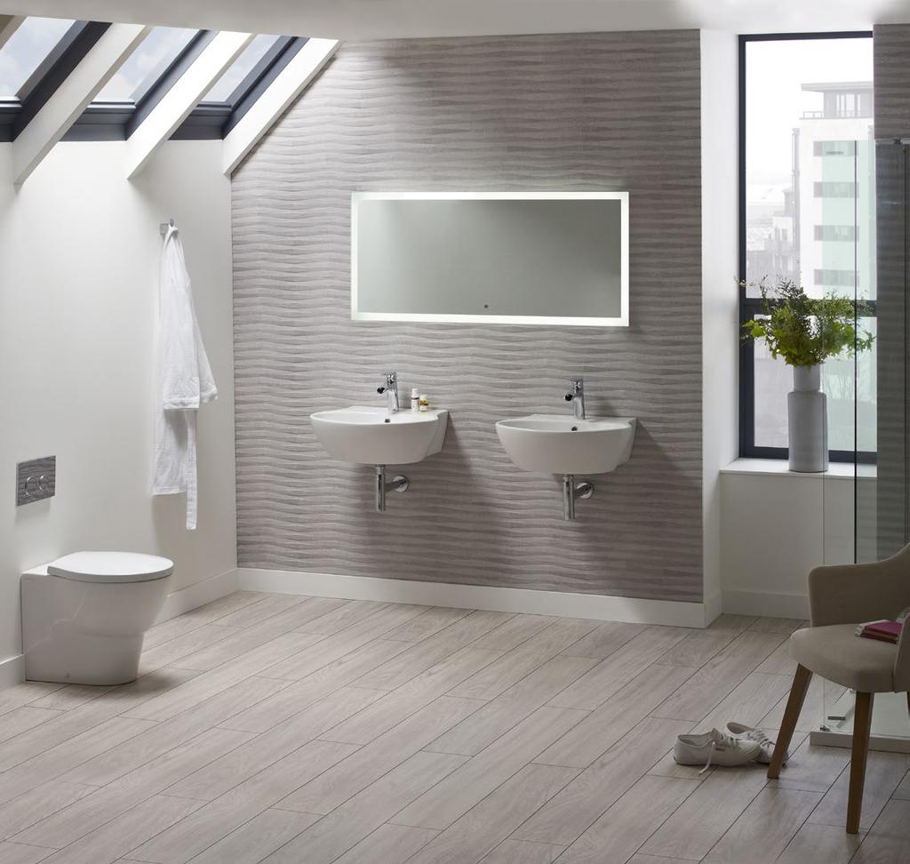 WC Seat The Bayswater WC seat is manufactured from the highest quality thermoset material and features chrome soft close