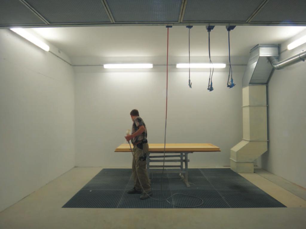 Underfloor extraction SUA series The underfloor extraction system creates optimum workplace conditions for the painter.