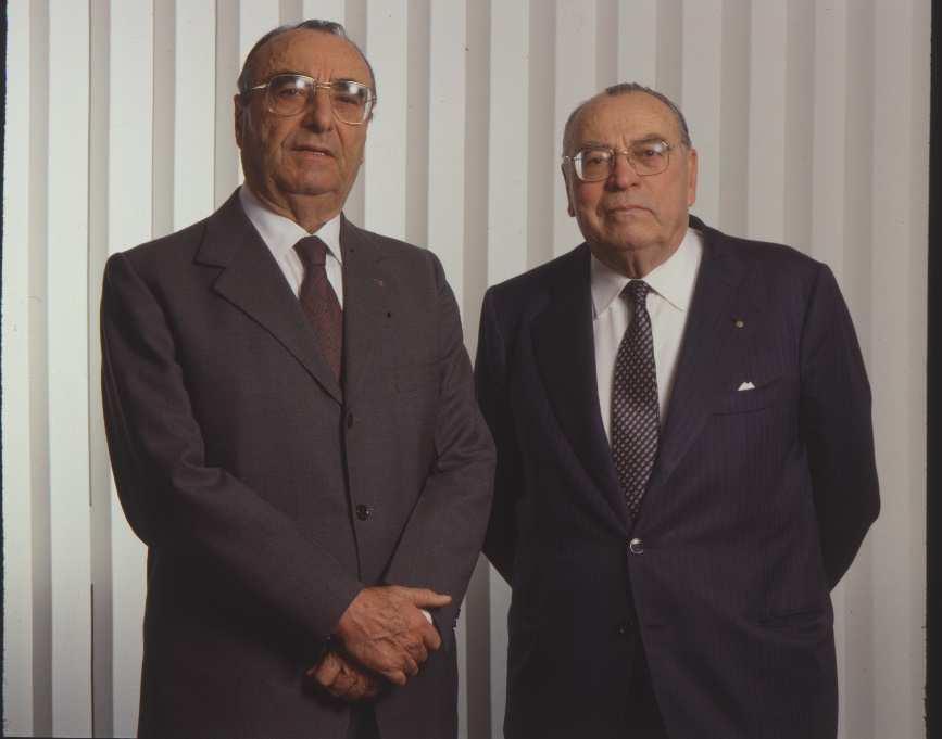 SIT history 1953 Pierluigi and Giancarlo de Stefani establish SIT La Precisa, a company operating in precision mechanics, in Padova (Italy) More than 2000 people work for SIT distributed in