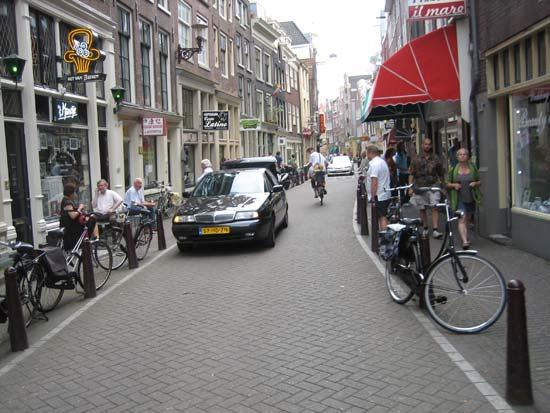 Examples of Shared Surface Amsterdam,
