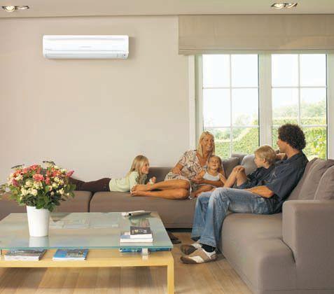 By Nadia Askar askarn@bnpmedia.com The 411 on ductless, mini-split air-conditioning systems. Photo credit: Fujitsu On the second story roof of a large home renovation project, Hanover, Pa.