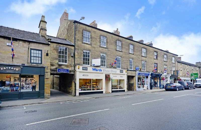 New Homes Lettings Auctions Residential Four Luxury Apartments, Welford House, Bakewell, DE45 1EE An exclusive development of four Grade II listed one and two bedroom luxury bespoke apartments