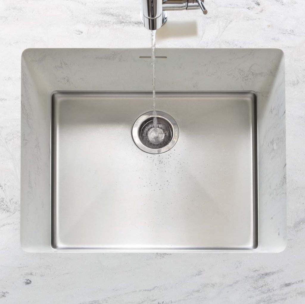 Sparkling SINKS WITH A STAINLESS STEEL BOTTOM AND NARROW CORNER RADIUS