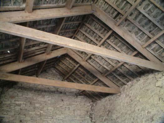 Threshing floor, loose boxes with loft over and
