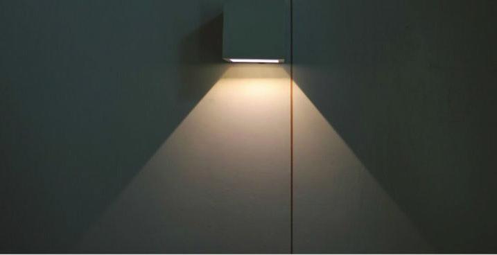 FACTORS IN SELECTING OUTDOOR WALL LIGHTS 3. Light Distribution Wall packs distribute light in one of three main ways. Standard wall packs focus the light out and down.