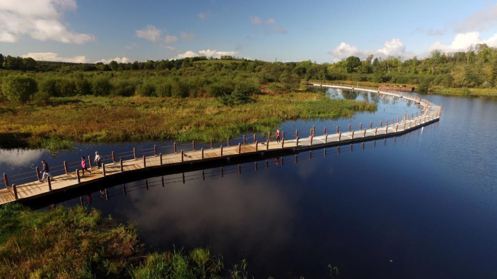 3. The Proposal At various locations along the Shannon Navigation and Shannon-Erne Waterway, walkways and cycle routes have been developed in both the rural and urban environments which have proven