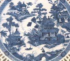 Chinoiserie and English pottery Tea drinking was at the height of fashion in eighteenth-century England, and the fact that tea originated in China meant that tea wares were particularly well suited