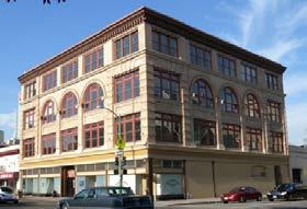 3 Historic Character DESIGN GUIDELINES Introduction The Planning Area is one of the oldest areas of Oakland and contains a wealth of historic resources with special architectural characteristics that