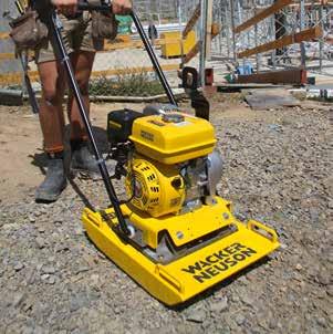 return to spot compaction when handle is released Lift eye for easy on/off loading of the plate MPU29 Robust design minimizes maintenance. German design reversible vibration plate.
