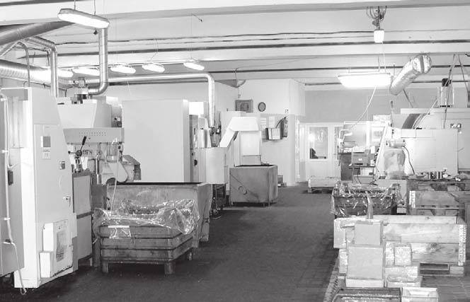 Šiandien įmonėje gaminami įvairūs automatizuoti pakavimo įrenginiai skystų, birių ir pastos tipo produktų fasavimui į aliuminio folijos, pakavimo popieriaus, polietileno, polipropileno ir kitas