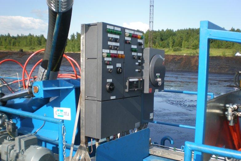 TECHNICAL PARAMETERS Capacity: min. 20 m 3 sludge per hour Dimensions: Length: 8,1 m Width: 2,4 m Height: 2,1 m Total weight: 9 100 kg Extraction depth: max.