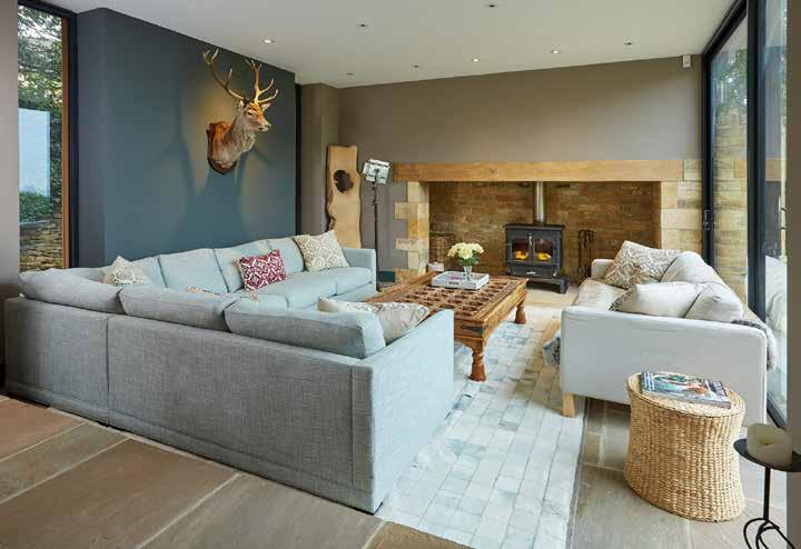 Dashwood House BOURTON-ON-THE-HILL, MORETON-IN-MARSH, GLOUCESTERSHIRE An extensively modernised village house with stylish accommodation and far reaching views