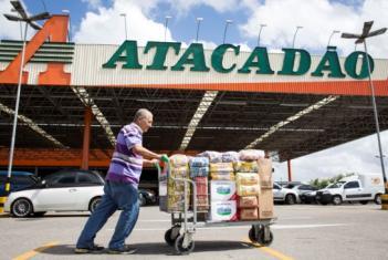 Atacadão YTD: +14 new Atacadão Target: