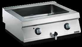 filling (water filling tap can be ordered as an option) Work Tops 1-piece pressed work top in stainless steel (1,5 mm) with