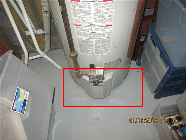 (2) Hot water heater catch pan is missing, it is recommended to install a catch pan and drain as a safety precaution in the event of a leak.