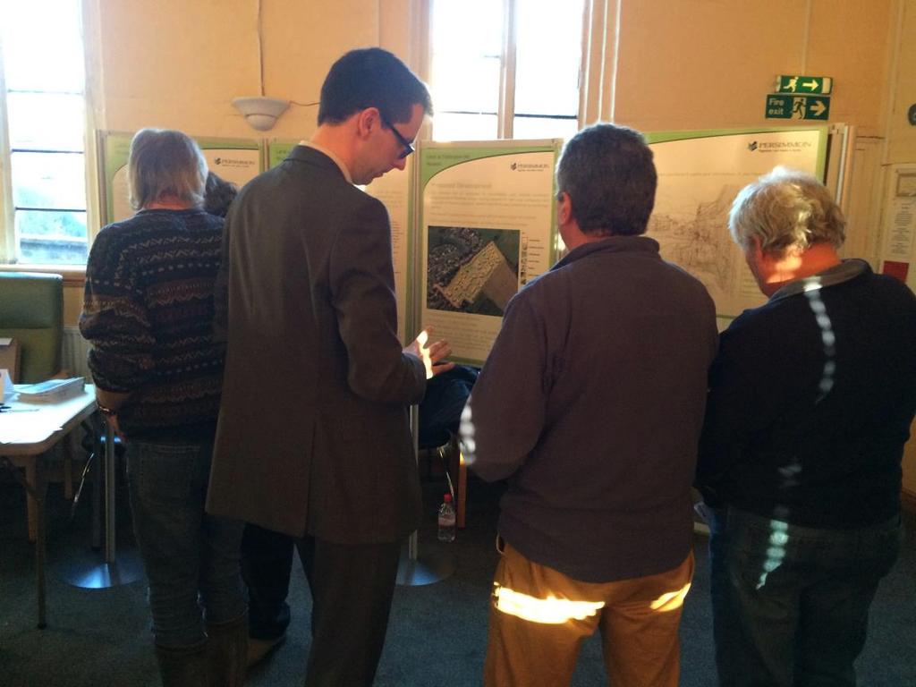 Background This brief report has been prepared following the Market Lavington Neighbourhood Plan pop in consultation event held at the Old School Hall between 4pm and 8pm on Monday 14 th March 2016.