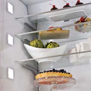 FREEDOM REFRIGERATION FULL-WIDTH ICE DRAWER Ultra capacity ice drawer with flexible ice bin allows you to place the bin wherever you want it on the left or right hand side. Entertaining?