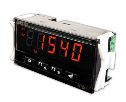 It contains two alarms (six functions), sensor offset, configuration of parameters protected by password, serial communication, indication in degrees Celsius ( C) or Fahrenheit ( F), among others.
