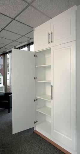 Wardrobes Hinged wardrobe doors Hinged doors are perfect for larger and more spacious bedrooms.