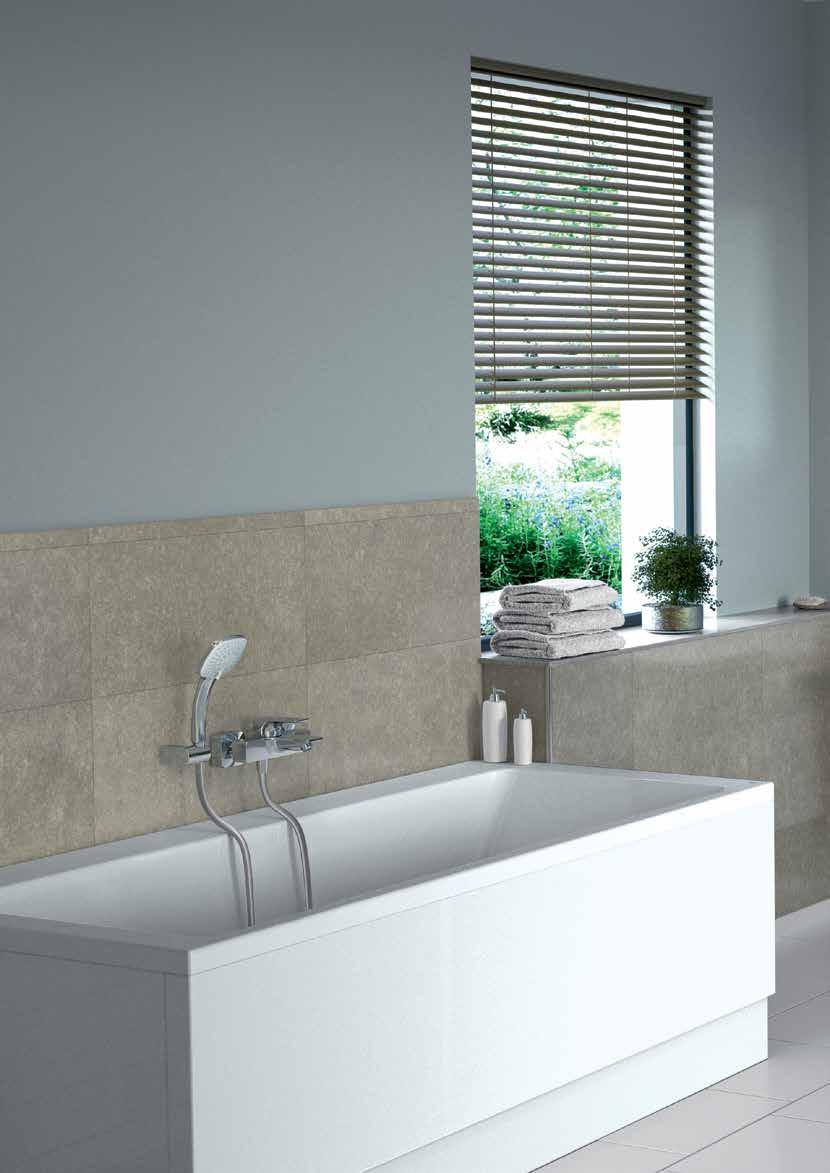 24 25 Product options bathtubs The bath, The centrepiece You can choose a rectangular or asymmetric bath, or decide on double ended with a central plug, or single ended.