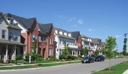 Neighbourhoods should be architecturally diverse with a variety of house models on each block. 7.5.9 Secondary Suites Basement suites should be considered throughout the new community.
