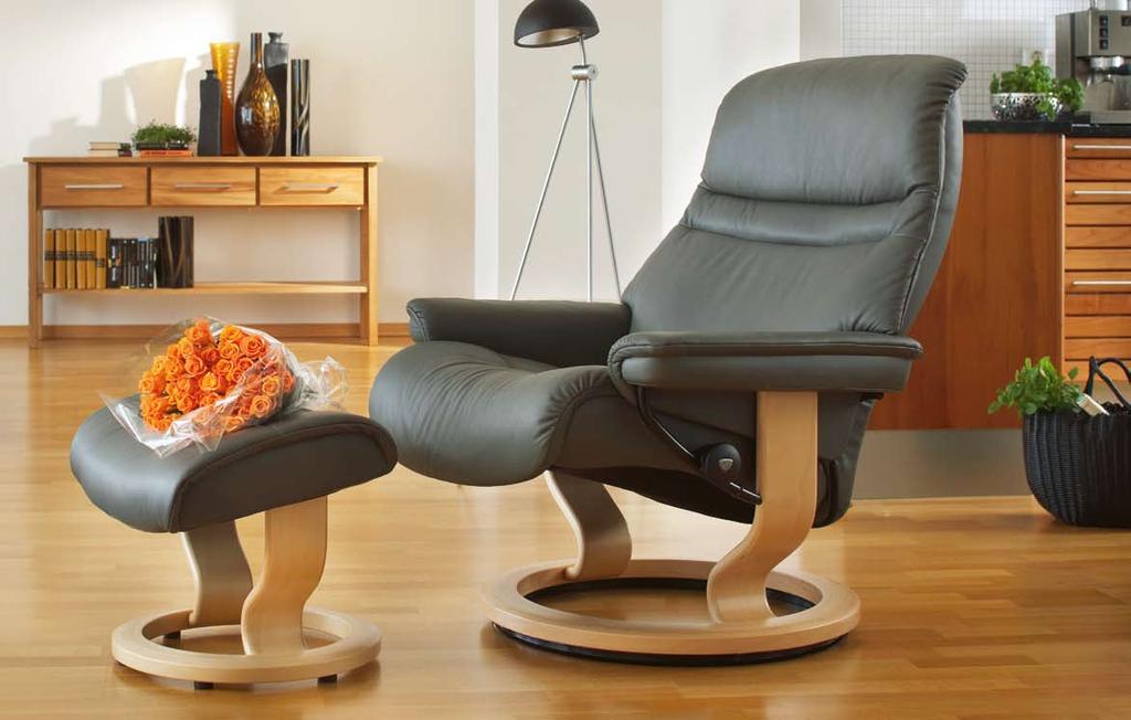 STRESSLESS SUNRISE MEDIUM / STRESSLESS SUNRISE LARGE 39 Heaven is a twist away Thanks to the glide system, Stressless not only responds more quickly and