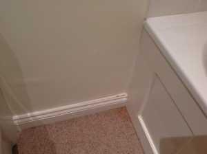 Alarm sensor Bathroom 45 Flooring Beige carpet 46 Walls Magnolia.