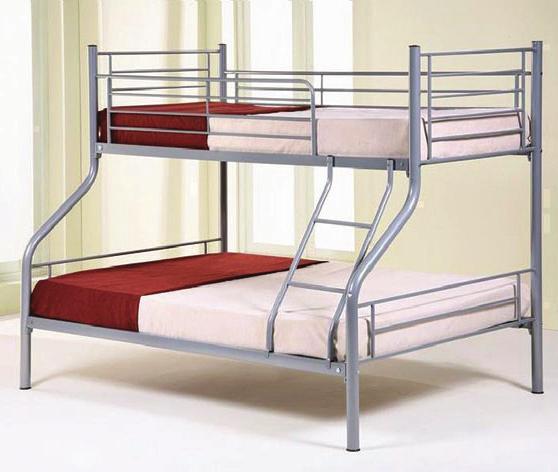 00 * Mattress not included 11 Trio Sleeper Metal frame bunk bed with griddle base.