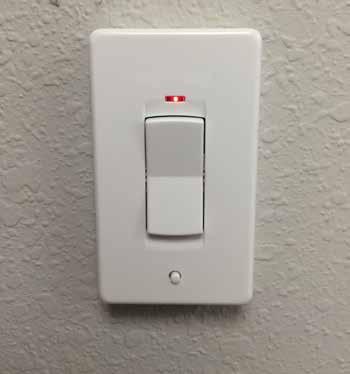 3. Operation A. Turn Flame ON/OFF To turn the flame ON, press the top of the rocker switch. To turn the flame OFF, press the bottom of the rocker switch.