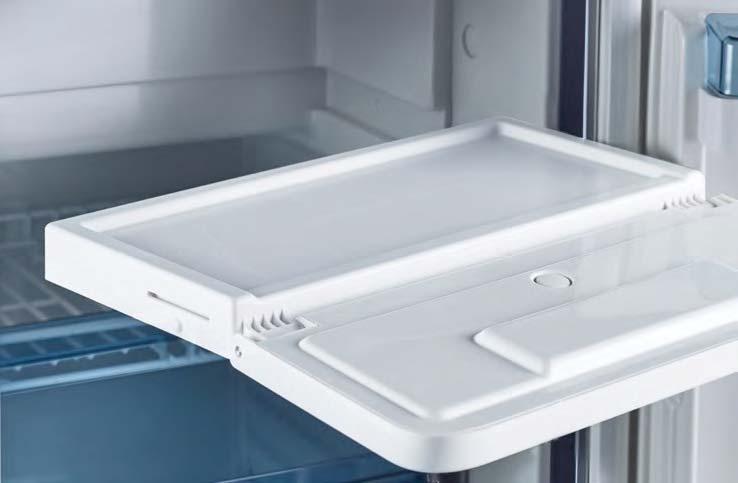 01 02 01 DRAWER FRIDGES Space-saving and convenient: CoolMatic CD 20 / CD 30 built-in drawer fridges. Fit into existing storage compartments and ideal for the flybridge.