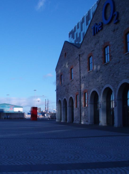 Arguably the most striking view is the long vista westwards through the south docks, which starts at Cardiff Lane and extends along Misery Hill and then along the full length of Hanover Quay, at the