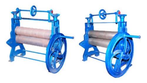 ROLLER MACHINE The raw materials that are used to manufacture our rubber rollers are subjected to strict quality control checks.