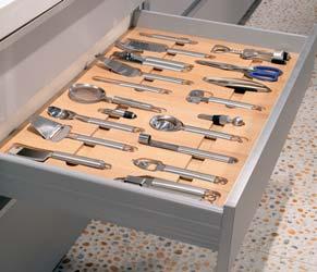 600mm DRAWER INSERT WITH KNIFE BLOCK