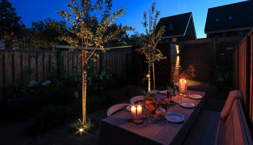 36 STEP BY STEP OUTDOOR LIGHTING IN THE YARD 37 Our system offers ultimate flexibility. Want to start with a few lights and add more later? No problem.