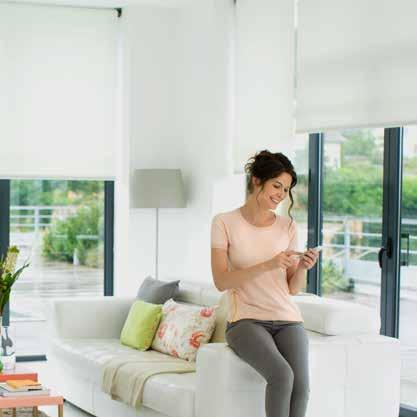 Always connected to your home with Somfy Smart Home Enjoy a relaxing day at home, while keeping your room cool in summer and warm in winter! Control your blinds and curtains with your smartphone.