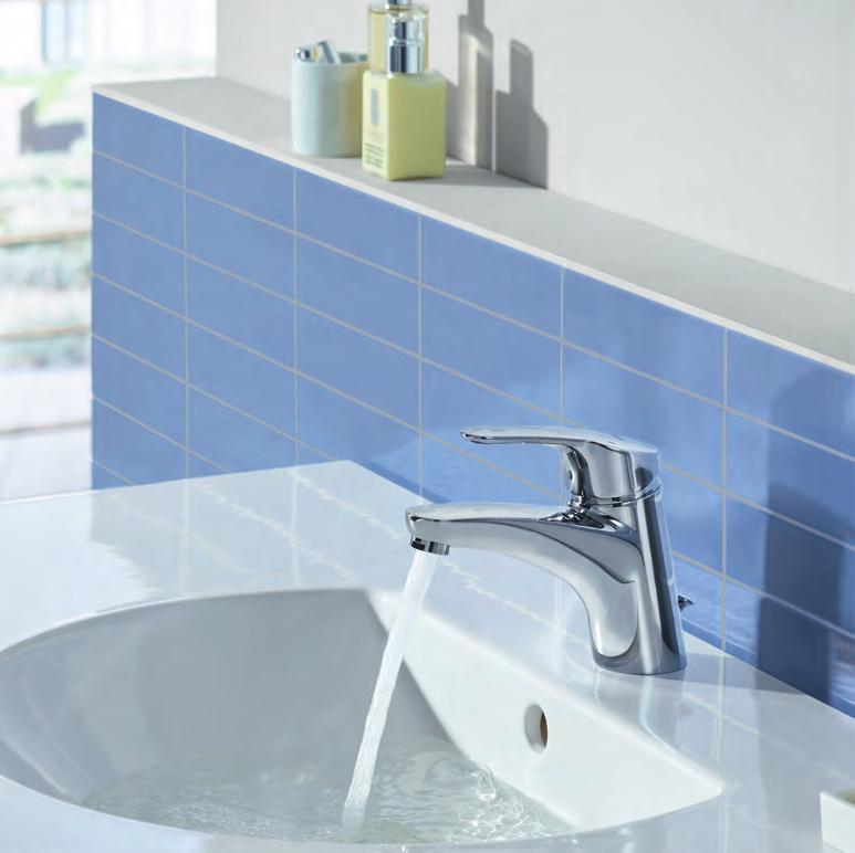The concealed solutions for showers and baths are based on the universal HANSAVaroX system, featuring a stylish rounded