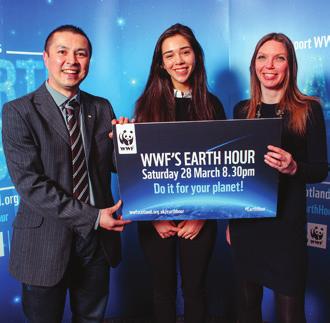 Government s climate change minister, Dr Aileen McLeod, with WWF Scotland director, Lang Banks, and Young Scot Earth Hour competition winner, Eleanor May As WWF s Earth