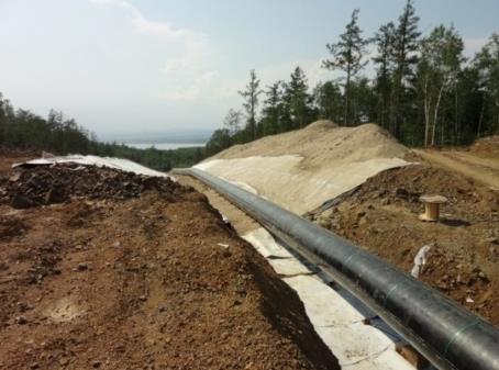 2 Peru LNG transandean pipeline The Peru LNG Pipeline Project is a transandean pipeline transporting natural gas from the production fields in the Peruvian jungle to a liquefaction plant on the