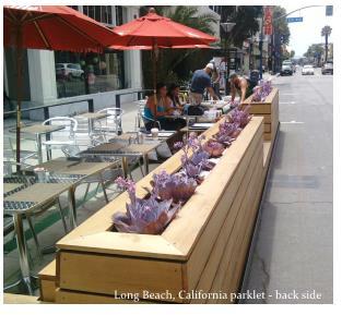 AMENITIES Integrate amenities into the Parklet structure Bike racks or landscaped areas should be considered as