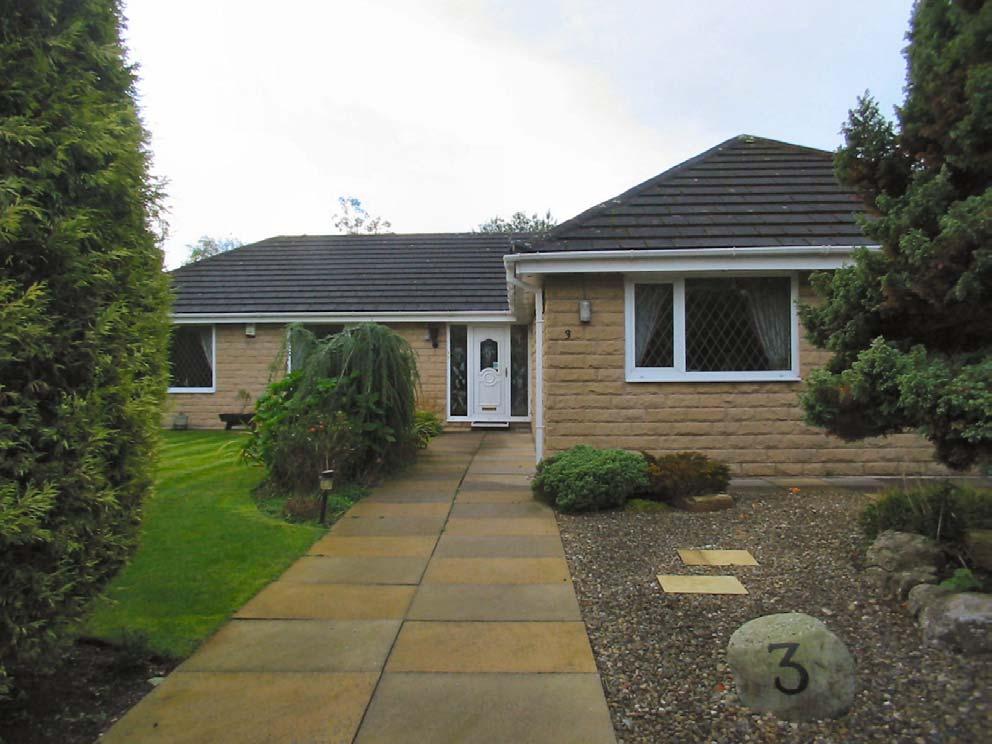 3 Parrock Road, Barrowford. BB9 6QF Price: 285,000 A substantial true bungalow situated on a quiet select development in the popular village of Barrowford.