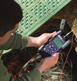 Innovative Features for SmartClass and SmartPocket Optical Handhelds Rugged and Reliable The rugged, shock-resistant, and splash-proof design of the JDSU optical handhelds protect the instruments