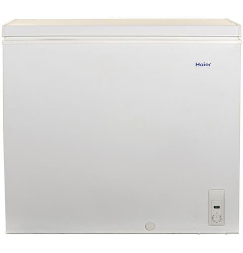 HF71CM33NW Haier 7.1 Cu. Ft. Capacity Chest Freezer Key Features Holds up to 250 lbs.
