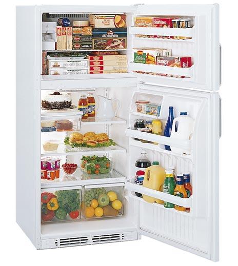 30 cubic foot freezer Two split, one full-width spill-proof glass shelves Three door shelves, two with gallon storage Two clear tall vegetable/ fruit crispers Clear snack pan Equipped for optional
