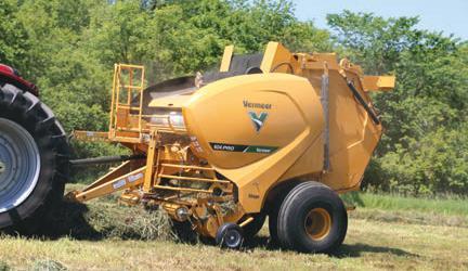 2 3 VERSATILE ADVANTAGES The 604 Pro baler is essentially three machines in one. It is a wet hay baler, dry hay baler and even a bale processor.
