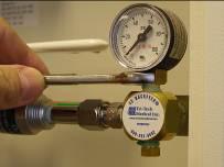 Pressurize each line and use oxygen safe leak test to verify each connection is free from leaks.