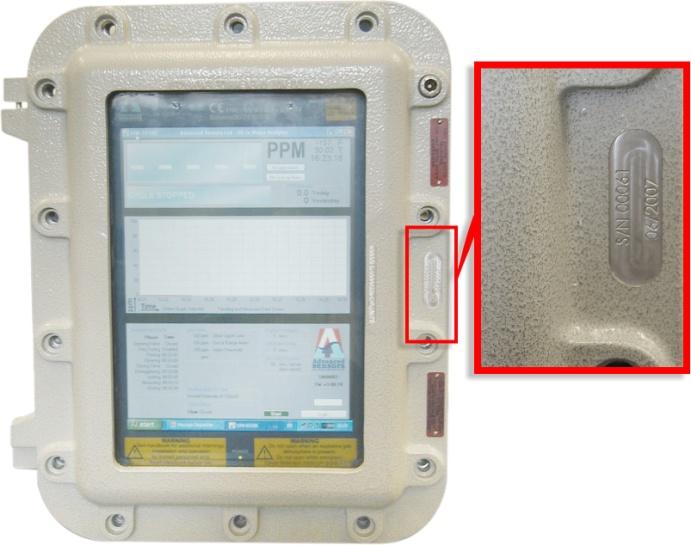 A2 - UNIT IDENTIFICATION (ALUMINUM ENCLOSURE) On Aluminium enclosures the serial number of the unit and the month/year of