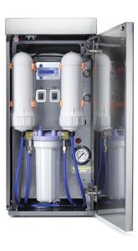 The osmosis treatment unit is equipped with flow and pressure control devices, a membrane flushing circuit and an electronic control panel with conductivity sensor that constantly monitors the water